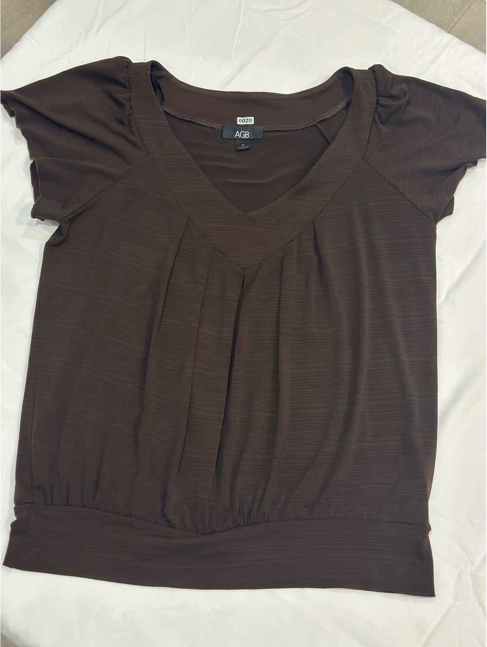 AGB Women's Brown Short Sleeve V-Neck Top Size Small Made in USA